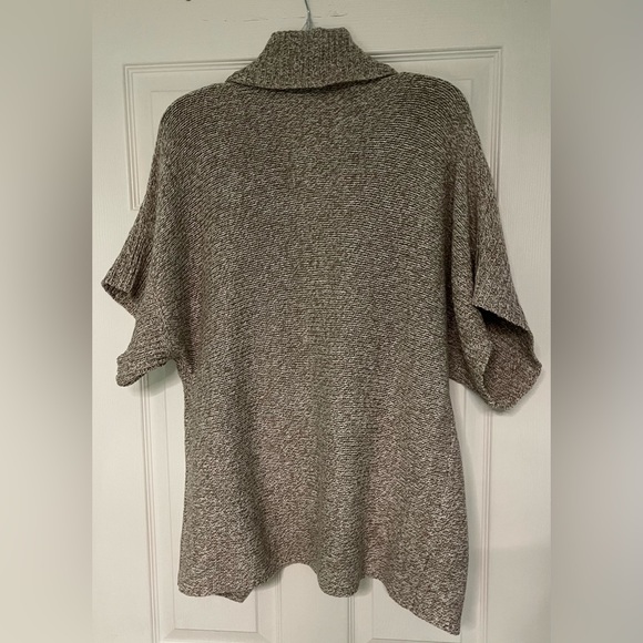 Cardigan - Picture 2 of 6